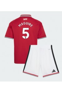 Manchester United Harry Maguire #5 Jalkapallovaatteet Lasten Kotipeliasu 2026-27 Lyhythihainen (+ Lyhyet housut)